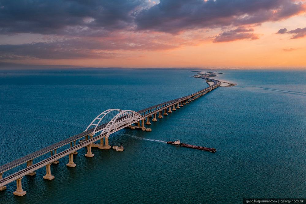 Самый большой мост с автомобильной дорогой в мире